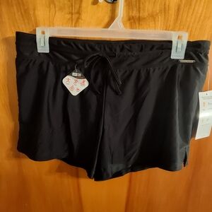 ZeroXposur Women's Black Athletic Shorts